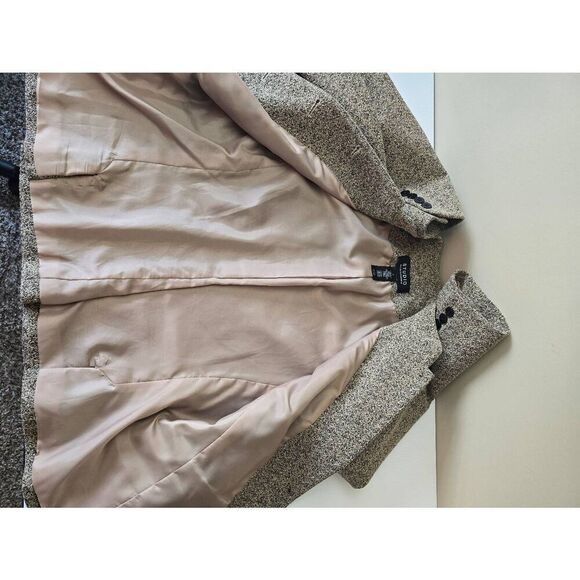 Studio by Liz Claiborne Blazer Size 6 - Picture 6 of 6